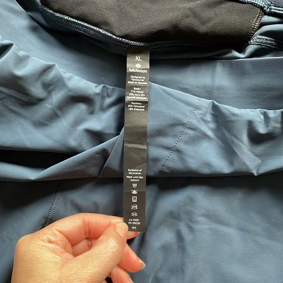 Lululemon Men’s Surge jogger pants 29” XL - Picture 6 of 10